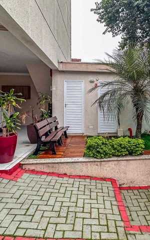 Casa de condomínio à venda com 127m², 3 quartos e 2 vagas Casa de condomínio à venda com 127m², 3 quartos e 2 vagasÁrea comum