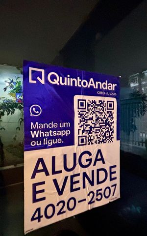 Apartamento à venda com 415m², 4 quartos e 3 vagas Apartamento à venda com 415m², 4 quartos e 3 vagasPlaca