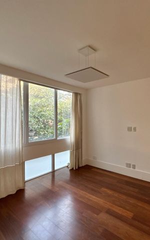 Apartamento à venda com 415m², 4 quartos e 3 vagas Apartamento à venda com 415m², 4 quartos e 3 vagasSuíte 3