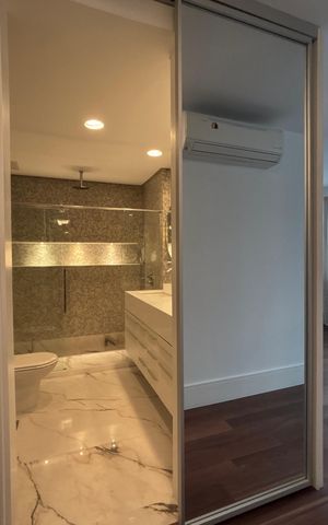Apartamento à venda com 415m², 4 quartos e 3 vagas Apartamento à venda com 415m², 4 quartos e 3 vagasSuíte 3