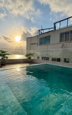 Apartamento à venda com 415m², 4 quartos e 3 vagas Apartamento à venda com 415m², 4 quartos e 3 vagasCobertura - piscina