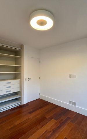 Apartamento à venda com 415m², 4 quartos e 3 vagas Apartamento à venda com 415m², 4 quartos e 3 vagasQuarto 2