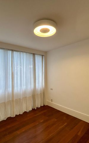 Apartamento à venda com 415m², 4 quartos e 3 vagas Apartamento à venda com 415m², 4 quartos e 3 vagasQuarto 2