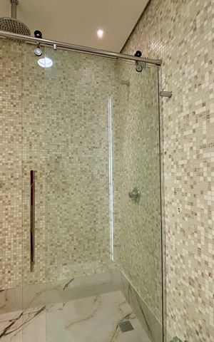 Apartamento à venda com 415m², 4 quartos e 3 vagas Apartamento à venda com 415m², 4 quartos e 3 vagasBanheiro da Suíte 4