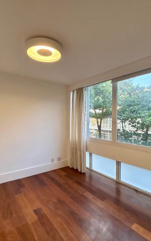 Apartamento à venda com 415m², 4 quartos e 3 vagas Apartamento à venda com 415m², 4 quartos e 3 vagasQuarto 1