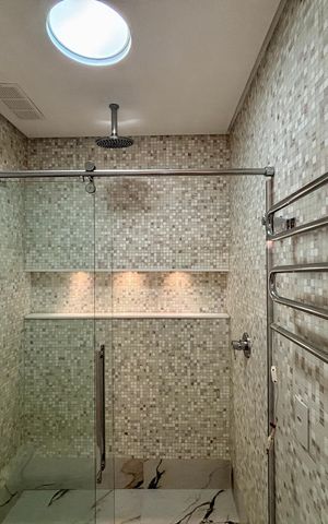 Apartamento à venda com 415m², 4 quartos e 3 vagas Apartamento à venda com 415m², 4 quartos e 3 vagasBanheiro social