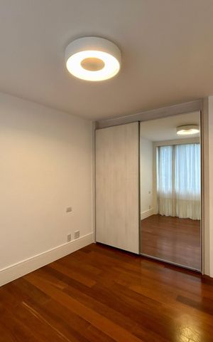 Apartamento à venda com 415m², 4 quartos e 3 vagas Apartamento à venda com 415m², 4 quartos e 3 vagasQuarto 2