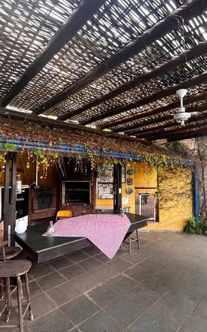 Casa à venda com 1710m², 4 quartos e sem vaga Casa à venda com 1710m², 4 quartos e sem vagaÁrea Gourmet