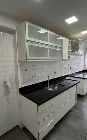 Apartamento à venda com 55m², 2 quartos e sem vagaCozinha