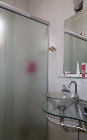 Casa para alugar com 189m², 4 quartos e 2 vagasBanheiro