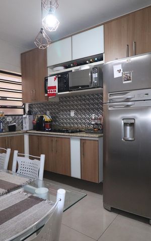 Casa para alugar com 189m², 4 quartos e 2 vagasCozinha