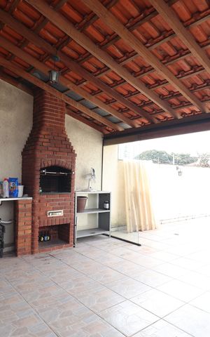 Casa para alugar com 189m², 4 quartos e 2 vagasÁrea comum - Churrasqueira