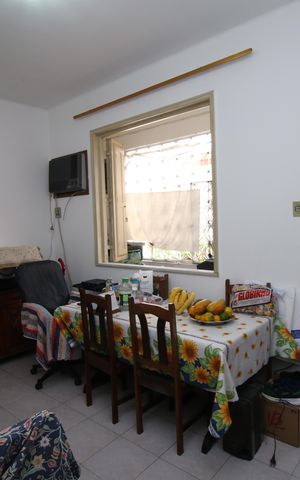 Casa à venda com 120m², 1 quarto e sem vagaSala