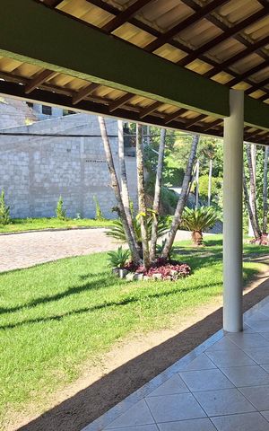 Casa de condomínio à venda com 483m², 7 quartos e 4 vagas Casa de condomínio à venda com 483m², 7 quartos e 4 vagasÁrea comum