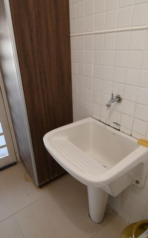 Casa de condomínio à venda com 130m², 3 quartos e 8 vagasÁrea de Serviço
