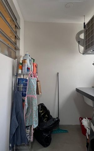 Apartamento à venda com 70m², 2 quartos e 1 vagaÁrea de Serviço