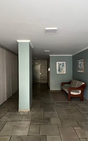 Apartamento à venda com 70m², 2 quartos e 1 vagaHall de entrada
