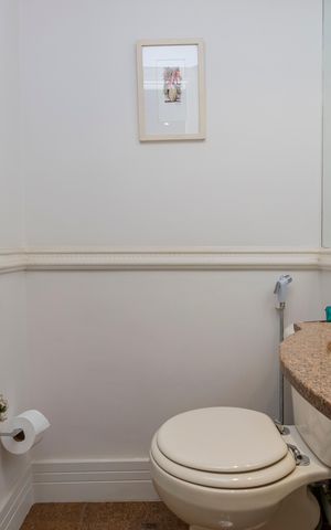 Apartamento à venda com 137m², 3 quartos e 3 vagas Apartamento à venda com 137m², 3 quartos e 3 vagasLavabo