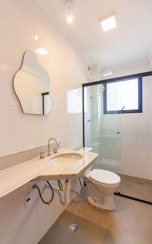 Apartamento à venda com 83m², 2 quartos e 2 vagas Apartamento à venda com 83m², 2 quartos e 2 vagasBanheiro 2
