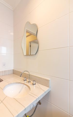 Apartamento à venda com 83m², 2 quartos e 2 vagas Apartamento à venda com 83m², 2 quartos e 2 vagasBanheiro 2