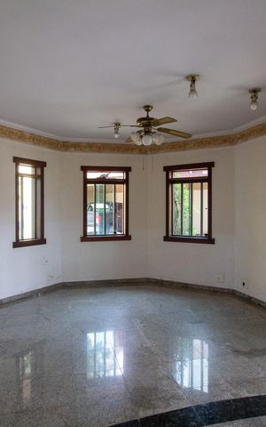 Casa para alugar com 589m², 5 quartos e 10 vagas Casa para alugar com 589m², 5 quartos e 10 vagasSala 2