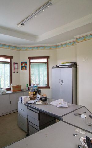 Casa para alugar com 589m², 5 quartos e 10 vagas Casa para alugar com 589m², 5 quartos e 10 vagasEscritório