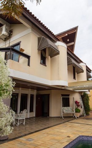 Casa para alugar com 589m², 5 quartos e 10 vagas Casa para alugar com 589m², 5 quartos e 10 vagasÁrea externa