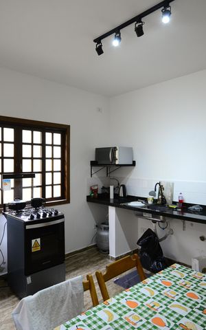 Casa para alugar com 100m², 1 quarto e 1 vagaSala/Cozinha