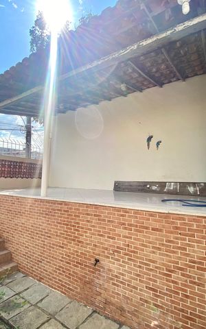 Casa à venda com 156m², 3 quartos e sem vaga Casa à venda com 156m², 3 quartos e sem vagaÁrea Externa