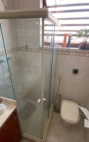 Casa à venda com 156m², 3 quartos e sem vaga Casa à venda com 156m², 3 quartos e sem vagaBanheiro