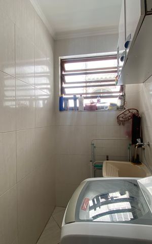 Casa à venda com 156m², 3 quartos e sem vaga Casa à venda com 156m², 3 quartos e sem vagaÁrea de Serviço