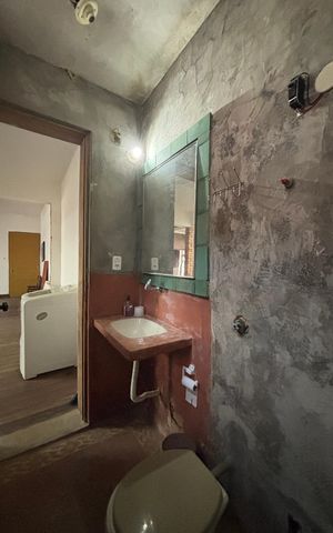 Casa à venda com 262m², 6 quartos e 2 vagas Casa à venda com 262m², 6 quartos e 2 vagasBanheiro social 3