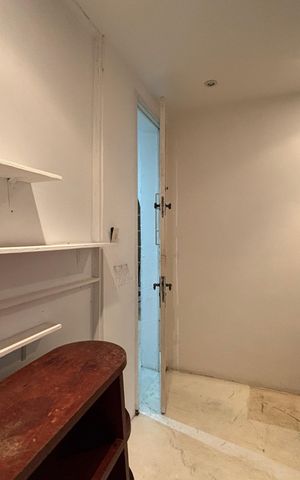 Casa à venda com 262m², 6 quartos e 2 vagas Casa à venda com 262m², 6 quartos e 2 vagasCozinha 1
