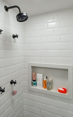 Apartamento para alugar com 27m², 1 quarto e sem vaga Apartamento para alugar com 27m², 1 quarto e sem vagaBanheiro