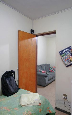Casa à venda com 448m², 6 quartos e 2 vagasCasa 2 - Quarto 1