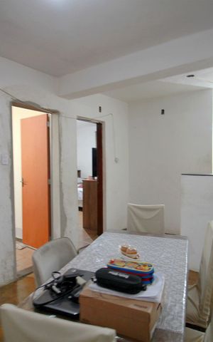 Casa à venda com 448m², 6 quartos e 2 vagasCasa 2 - Sala