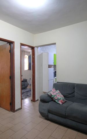 Casa à venda com 448m², 6 quartos e 2 vagasCasa 2 - Sala
