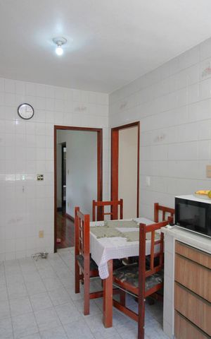 Casa à venda com 448m², 6 quartos e 2 vagasCasa 1 - Cozinha