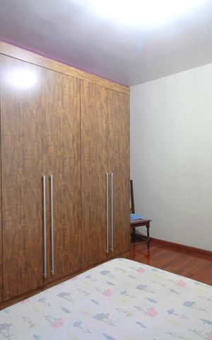 Casa à venda com 448m², 6 quartos e 2 vagasCasa 1 - Quarto 3