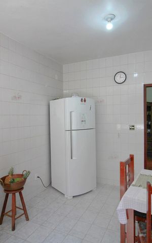 Casa à venda com 448m², 6 quartos e 2 vagasCasa 1 - Cozinha
