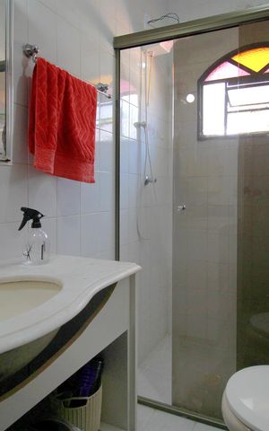 Casa à venda com 448m², 6 quartos e 2 vagasCasa 1 - Banheiro 1