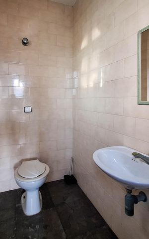 Casa à venda com 650m², 4 quartos e 10 vagas Casa à venda com 650m², 4 quartos e 10 vagasLavabo da Sala 1