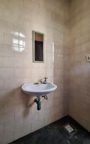 Casa à venda com 650m², 4 quartos e 10 vagas Casa à venda com 650m², 4 quartos e 10 vagasLavabo da Sala 1