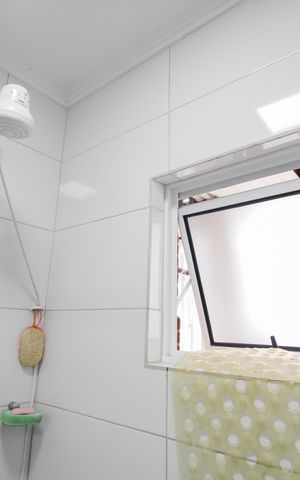 Casa à venda com 233m², 2 quartos e 10 vagas Casa à venda com 233m², 2 quartos e 10 vagasBanheiro - Suite 2