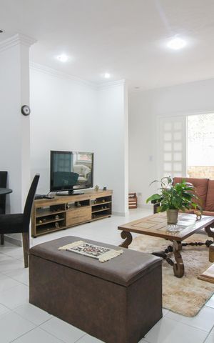 Casa à venda com 233m², 2 quartos e 10 vagas Casa à venda com 233m², 2 quartos e 10 vagasSala 1