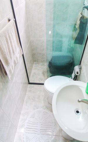 Casa à venda com 233m², 2 quartos e 10 vagas Casa à venda com 233m², 2 quartos e 10 vagasBanheiro - Suite 1