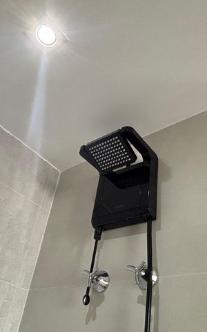 Studio à venda com 27m², 1 quarto e sem vaga Studio à venda com 27m², 1 quarto e sem vagaStudio Banheiro