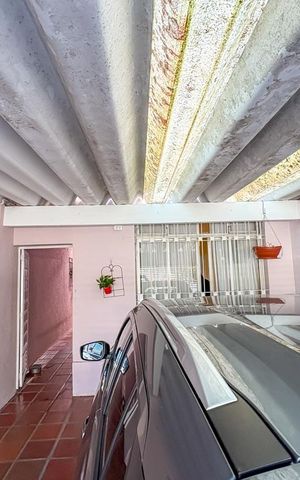 Casa à venda com 125m², 2 quartos e 2 vagas Casa à venda com 125m², 2 quartos e 2 vagasGaragem