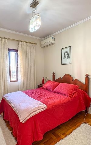 Casa à venda com 125m², 2 quartos e 2 vagas Casa à venda com 125m², 2 quartos e 2 vagasQuarto 2