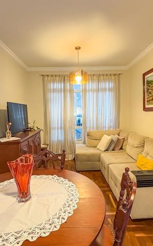 Casa à venda com 125m², 2 quartos e 2 vagas Casa à venda com 125m², 2 quartos e 2 vagasSala